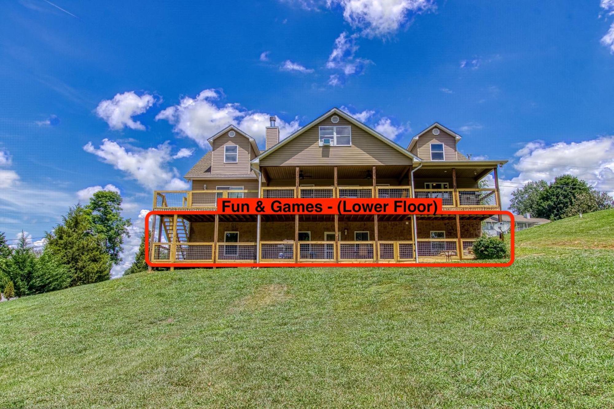 Fun & Games By Honeybearcabins 2Br/1Ba Sleeps 7 Sevierville Exterior photo
